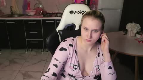 Merty online show from May 3, 10:02 pm