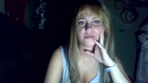 mezzy69 online show from October 12, 8:17 am