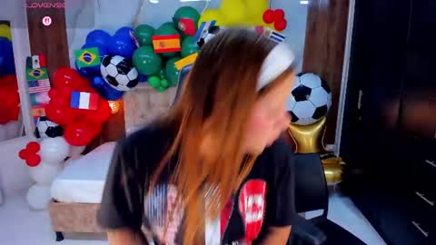 Violett online show from June 30, 8:41 pm