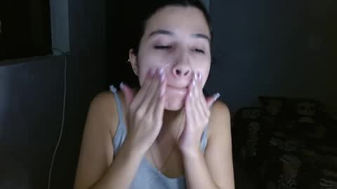 Mia online show from June 2, 4:57 am