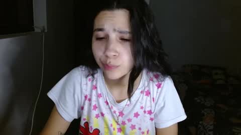 Mia online show from June 4, 4:50 am