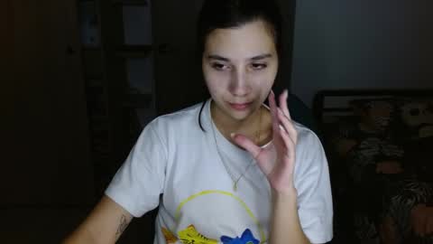 Mia online show from May 13, 4:29 am