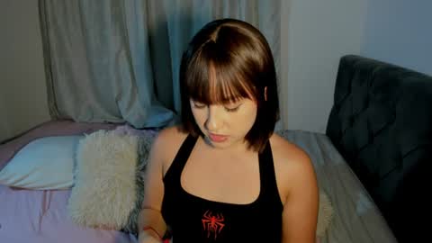 Mia Blair online show from June 27, 1:39 am