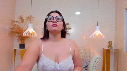 Mia Curvyy  online show from March 15, 11:45 am