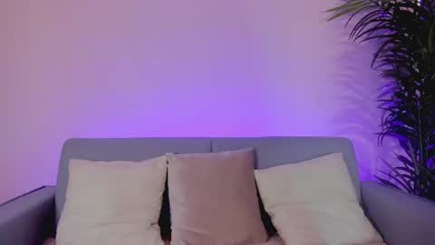 Sarah Luna online show from July 11, 9:26 pm