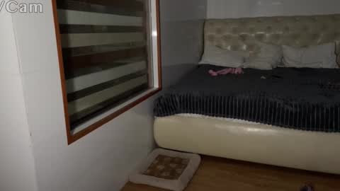 mia_floo online show from November 18, 10:16 am