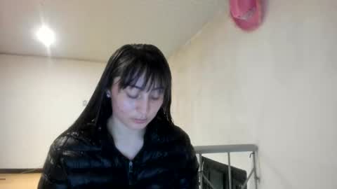 mia kaneee online show from December 21, 12:59 am