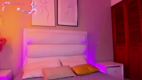 mia levy online show from June 20, 3:04 pm