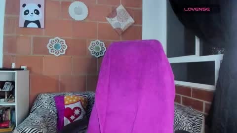 mia_lovea online show from March 9, 9:23 am