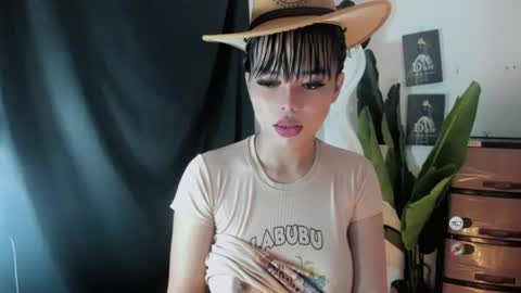 M I A online show from June 30, 10:15 am