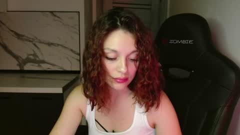 mia_luiza online show from July 9, 10:33 pm