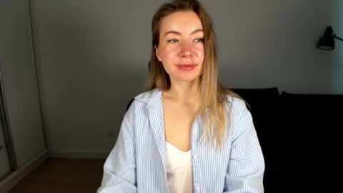 Mia online show from February 5, 8:06 am