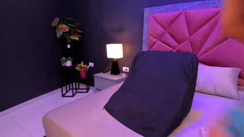 MIA  online show from May 15, 11:07 pm