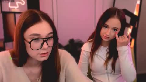 Snapshot of mia_moah chatting on October 13, 8:39 am mia_moah online show from October 13, 8:39 am