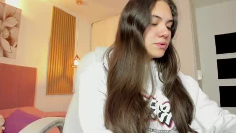 Mia Nevaeh - follow me online show from February 27, 9:04 pm