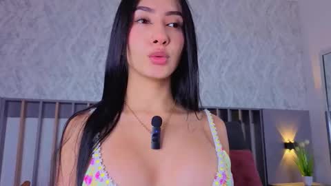 MIa online show from December 17, 4:11 pm