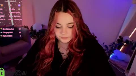 Mia online show from June 5, 1:53 am