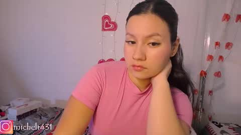 mia reys online show from March 8, 10:30 am