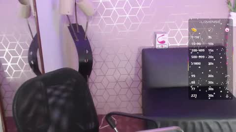 mia_rivers_ online show from February 6, 7:01 am