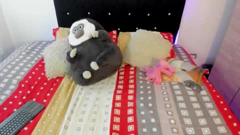 Mia Roux online show from March 15, 12:07 pm