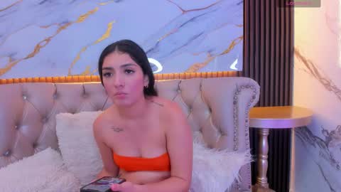 Snapshot of mia_russell_ chatting on October 4, 11:09 pm Mia online show from October 4, 11:09 pm