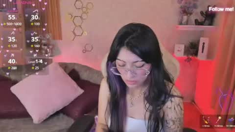 Mia online show from July 1, 10:26 am