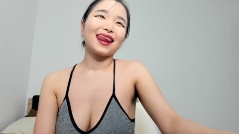  Your Soyun  online show from June 18, 3:06 pm