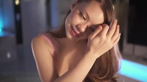 VixenMia online show from May 1, 3:54 am