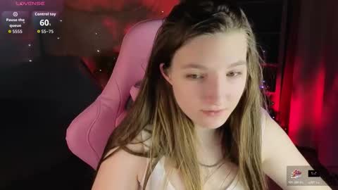 Mia online show from January 10, 10:20 am