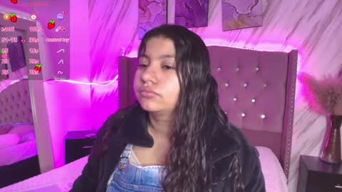 miaa_smiith1 online show from December 6, 11:33 am