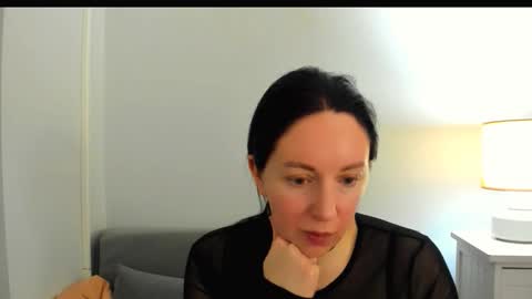 Mia online show from February 27, 6:41 pm