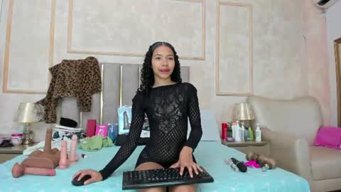 Miaasummer online show from July 2, 11:38 am