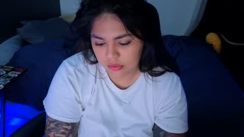 Mia online show from July 12, 1:28 am