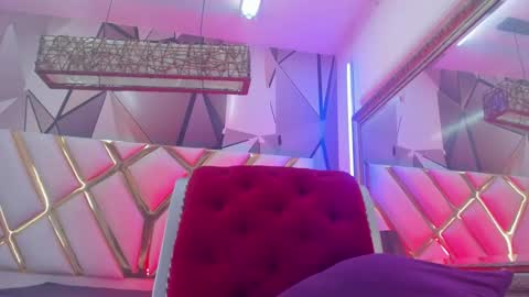   online show from March 12, 2:34 pm