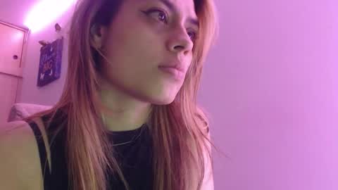 Miia  online show from November 2, 4:05 am