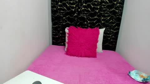 MiaCours online show from July 22, 12:39 pm
