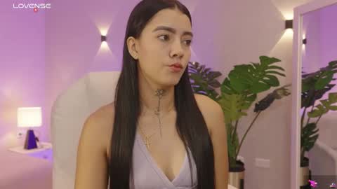 Mia Gomez online show from October 23, 12:55 pm