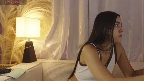 Mia Gomez online show from July 7, 3:09 am
