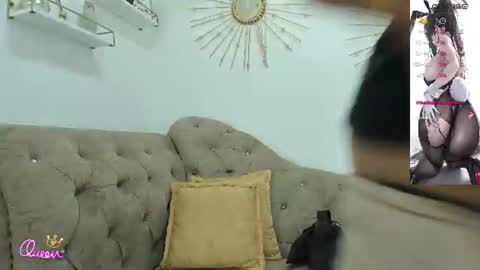 Miah Collins online show from July 21, 6:19 pm