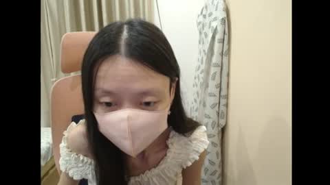 miahchan68 online show from July 28, 4:39 pm