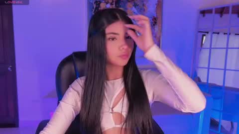 Call me Mia  online show from June 19, 6:55 pm