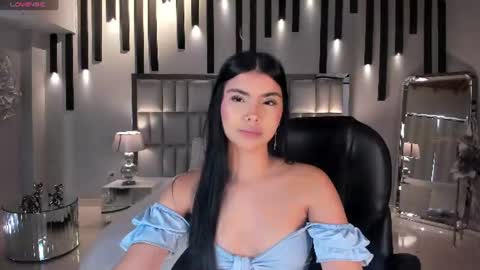 Call me Mia  online show from June 22, 6:49 pm