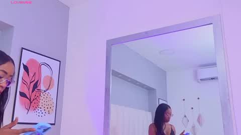Mia  online show from August 1, 12:07 pm