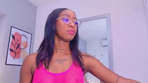 Mia  online show from July 28, 12:01 pm