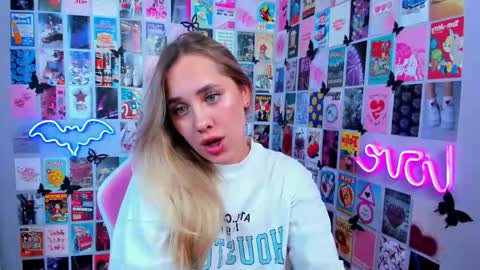 miamilas online show from September 11, 9:26 pm