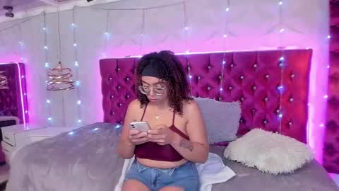 miamiller22 online show from January 6, 7:17 pm