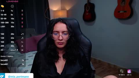 MIAPORTMANN online show from December 3, 11:24 pm