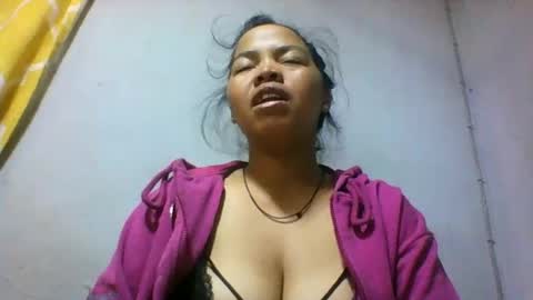 miarii online show from June 14, 2:24 am