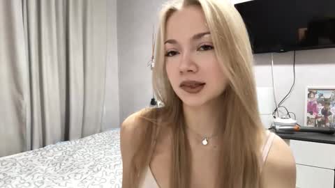 Milana online show from March 18, 7:41 pm