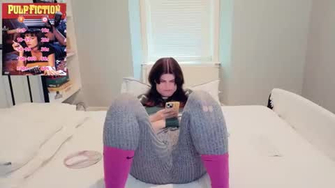 Mia  online show from June 10, 4:38 pm